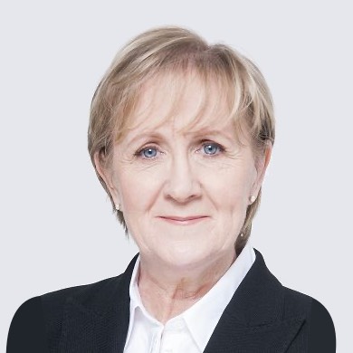 Ellen Roche Bio